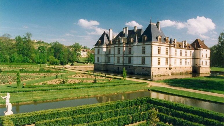 Top 10 des plus beaux lieux à visiter en Bourgogne !